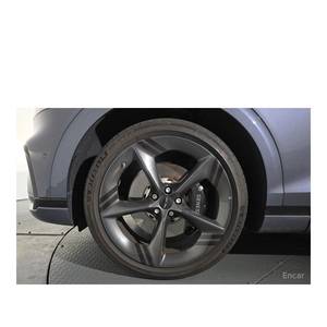 Genesis GV70 2.5T 2024, Gasolina, 2WD, con Caja de Cambios Automática, Asientos de Cuero, Cámara Trasera, 30,396 km, Volante a la Izquierda - Product Image 5