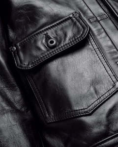 Veste en cuir noir pour homme, style moto, col rabattu, fermeture à boutons, coupe classique, tendance automne - Product Image 4