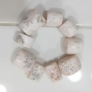 Venta al por mayor de cuentas de coral fósil rosa natural en forma de tambor, cabujones de la India, piedras preciosas sueltas al por mayor para joyería. - Product Image 1
