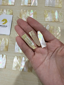 Vente en gros de plaques de nacre naturelle blanche polie de qualité supérieure, pierres brutes, tranches de perles, coquillages, 20 mm, emballage en boîte carrée - Product Image 1