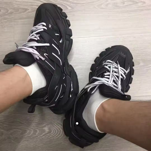 Nouvelles Chaussures de Luxe Classiques FS Qualité Originale 2025 pour Hommes – Baskets LED Décontractées Trick 3.0 à Plateforme Noire pour la Marche - Product Image 6