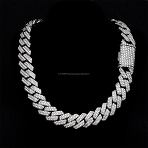 Collier chaîne en moissanite tendance, argent sterling 925, avec motif de maillons audacieux, bijoux de luxe - Product Image 1
