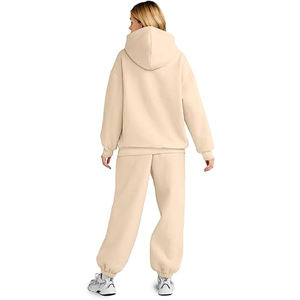 Nouvel ensemble de survêtement 2026 – Vente flash – Articles de sport d'été – Survêtement élégant pour femme avec short à manches courtes – Ensemble deux pièces - Product Image 2