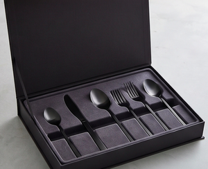 Juego de cubiertos de metal negro mate, diseño minimalista, apto para lavavajillas, para uso en catering, hoteles, hogares y cocinas. - Product Image 6