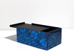 Caja de pañuelos de resina hecha a mano en India para el hogar, hoteles y restaurantes, con color personalizado. - Product Image 3