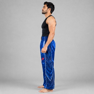 Pantalon de kick-boxing professionnel conçu avec des matériaux de qualité supérieure pour un confort de mouvement illimité et une durabilité accrue. - Product Image 5