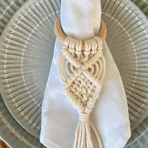 Porta servilletas de macramé, Anillo para servilletas de macramé, Decoración de mesa, Accesorios de mesa, Regalo hecho a mano - Product Image 1