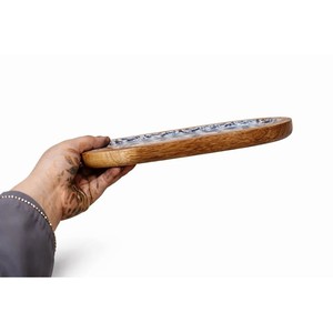 Plateau de service artisanal en bois de manguier avec incrustation de carreaux de céramique |   Vente en gros - Product Image 2