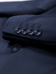 เทรนด์ปี 2026 เสื้อเบลเซอร์ผู้ชายสีน้ำเงินกรมท่าเข้ม แบรนด์ ACCEPT LUXE ผ้าฝ้าย 100% ทรงเข้ารูป กระดุมแถวเดียว สำหรับงานทางการ ธุรกิจ ออฟฟิศ งานแต่งงาน - Product Image 5