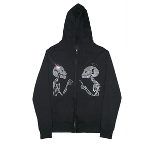 Sudadera con Capucha Negra para Hombre, Diseño de Calaveras con Pedrería, Cierre de Cremallera, Estilo Gótico, Corte Regular, Ropa de Otoño - Product Image 1