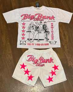 Ensemble T-shirt et short en nylon personnalisé avec impression DTG graphique vintage, coupe ample, pour homme, tenue streetwear d'été - Product Image 1