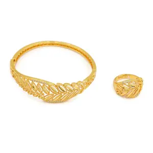 Womens Hot Selling Leaf design With Stones And Open Cuff Gold plated Bangle with ring