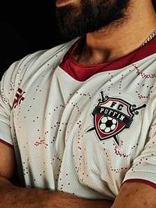 PUFFIN SPORTS Camiseta de Fútbol Sublimada Personalizada para Hombre, Cuello Redondo, Manga Corta, Malla Transpirable, Ropa Deportiva, Corte Regular para Adulto - Product Image 3