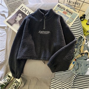 Sudadera con capucha de forro polar para mujer, estilo urbano, de invierno, con bordado de letras, manga corta, cordón ajustable, elegante, con frente de terciopelo afelpado - Product Image 3