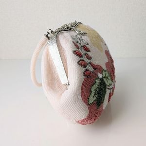 Classic Embroidered Beaded Handbag With Floral Pattern <b>Pink</b> White Yellow Design Custom Shape Wedding Favor <b>Gift</b> Bag - Product Image 5