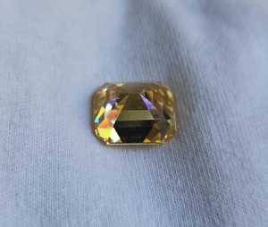 โมอิสซาไนต์สีเหลืองทรงแอสเชอร์ 16.50 กะรัต สำหรับทำเครื่องประดับและสินค้าอื่นๆ - Product Image 5