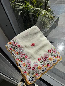 Sari blanc brodé pour femmes, tenue traditionnelle indienne pour mariage et soirée, longueur au sol, coupe classique, sans plis, séchage rapide - Product Image 6
