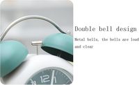 Jam Alarm Analog Quartz Retro Klasik dengan Dua Bel |   Lampu Malam Tenaga Baterai untuk Meja Luar Ruangan, Logam, Tanpa Suara Tik-tok