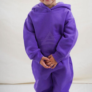 Conjunto Deportivo Moderno para Niños, Cómodo para Ejercicio, Entrenamiento, Ropa Casual y Actividades Deportivas en Equipo - Product Image 3