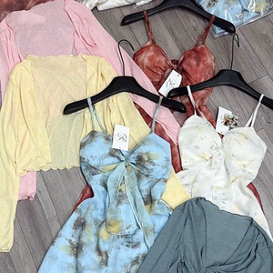 Ensemble deux pièces tendance pour femme : jupe fleurie sans manches, longueur complète, coupe ajustée décontractée, lavable, en coton de soie écologique - Product Image 5