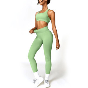 Conjunto de Yoga de Cintura Alta, Ligero, Delgado, de Diseño Personalizado, de Alta Calidad, Transpirable, Nuevo y Moderno, en Oferta - Product Image 6