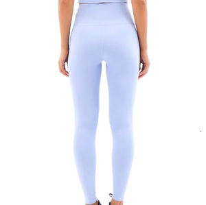 กางเกงรัดรูปผู้หญิงคุณภาพสูง เอวกลางยืดหยุ่น ชุด 2 ชิ้น ลายสก็อต ผ้าฝ้าย 100% ป้องกันแบคทีเรีย ชุดโยคะและชุดกีฬา - Product Image 3