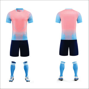 Nouvel uniforme de football, maillot de football court, 100% polyester, respirant, séchage rapide, uniformes de football personnalisables en gros - Product Image 5