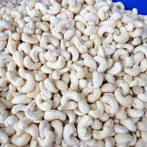 Noix de cajou directement de l'usine SANTIGO Kaju Badam Nuts Kernels Cashew Nuts Délai de livraison court - Product Image 1