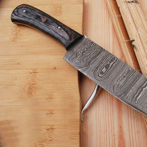 Cuchillo de Chef Profesional de Acero de Damasco de Alta Calidad - Hecho a Mano, Ecológico, con Funda de Cuero Duradera para Uso en Campamentos y Caza al Aire Libre - Product Image 6
