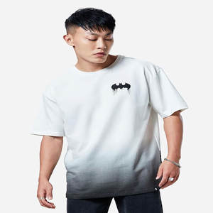 เสื้อยืดพิมพ์ลายพัฟคุณภาพสูงออกแบบได้ตามต้องการเสื้อยืดผ้าฝ้ายหลวมเปิดไหล่ปักลายเสื้อยืดพิมพ์ลายได้หลายสีแบบไม่จำกัดเพศ - Product Image 4