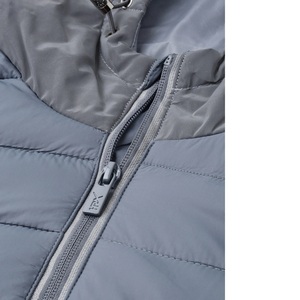 Veste matelassée à capuche grise pour homme, fermeture éclair sur le devant, couleur unie, coupe slim, coupe-vent, vêtement d'automne, rembourrage en polyester - Product Image 6