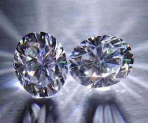 Diamante Sintético Cultivado en Laboratorio, Corte Ovalado, Claridad VVS, Color EF, 5 Quilates, Solitario, Certificado IGI - Product Image 1