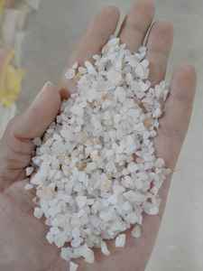 Exportation en gros de granulats de quartz réguliers de taille fine 1-3 mm, 98 % de SiO2, pour revêtements de sol et de murs. - Product Image 5