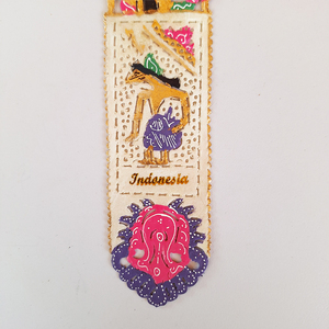Imán de Refrigerador de Cuero con Diseño de Corona Rosa, Wayang Kulit Indonesio Hecho a Mano, Recuerdo Cultural Tradicional, Decoración para el Hogar - Product Image 4