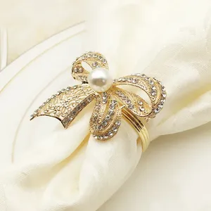 Anneau de serviette en laiton finition or avec nœud papillon pour la décoration de table de mariage et d'événements, porte-serviette de luxe en laiton plaqué or avec nœud papillon - Product Image 4