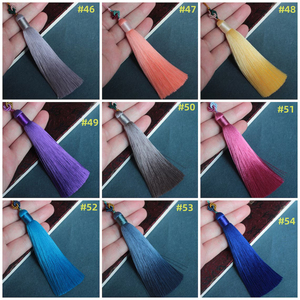 Nuevo Borla de Seda OEM Personalizada de 66 Colores a Elegir, 5 Piezas de 100mm, Borla de Seda con Nudo Pakistaní, Colgante de Seda Artesanal de Alta Calidad, Borlas Extra Gruesas - Product Image 3