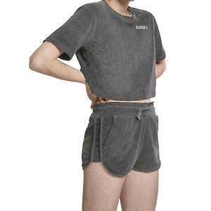 เสื้อแขนสั้นและกางเกงขาสั้นทรงหลวมใส่สบายตลอดวัน ชุดเสื้อยืดและกางเกงขาสั้น OEM รุ่นปี 2026 ดีไซน์ทันสมัย เข้าชุดลำลอง - Product Image 1