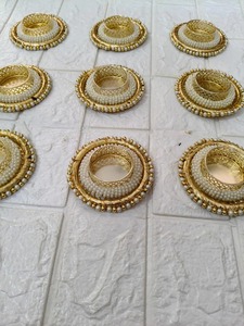 Porte-bougie chauffe-plat en perles acryliques faites à la main, élégant, style classique indien du Rajasthan, pour Diwali, mariages, anniversaires, fêtes et festivals. - Product Image 2