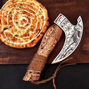 Hache viking Odin nordique, lame en acier à haute teneur en carbone, 7 lames coupantes, manche en bois gravé à la main, logo personnalisé, marque privée - Product Image 1