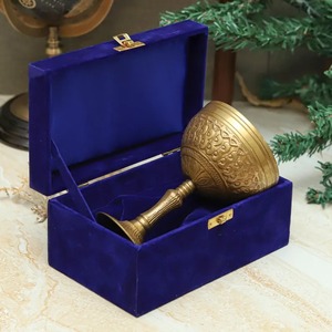 แก้วไวน์สลักลายส่วนตัวสไตล์ยุคกลาง แก้วไวน์เรเนซองส์ยุคกลาง ทำด้วยมือจากทองเหลือง ของขวัญวันครบรอบแต่งงาน - Product Image 5