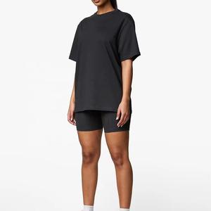 T-shirts amples vierges pour femmes, tailles USA, en jersey 100% coton épais, personnalisables avec votre marque et votre logo, pour usage quotidien. - Product Image 2