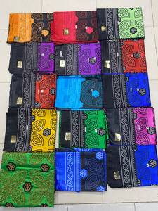 Robe Dashiki Africaine Violette Broderie Florale Sans Manches pour Femme, Tenue Traditionnelle Coupe Classique en Soie Écologique Hiver - Product Image 6