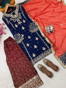 Conjunto de Kurti y Palazzo de Lujo en Azul Marino con Bordado en Georgette Sintético y Dupatta Roja de Tela de Red |   Traje Salwar de Diseño Indio para Fiestas - Product Image 3