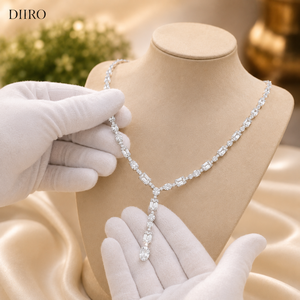 Collar de Diamantes Moissanite Más Vendido para Aniversario de Bodas, Cumpleaños y Regalo Especial Disponible a Buen Precio - Product Image 1