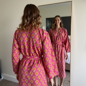 Opulent femmes grande taille vêtements de nuit Fuchsia rose jaune Buti imprimé Kimono Robe Robe tous les jours mode Look-Symphony Luxe Harmony - Product Image 6