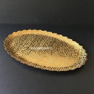 Plateau de service en laiton incassable moderne en acier inoxydable Plaque de présentation ovale en métal durable Décoratif fait à la main Événements à la maison - Product Image 5