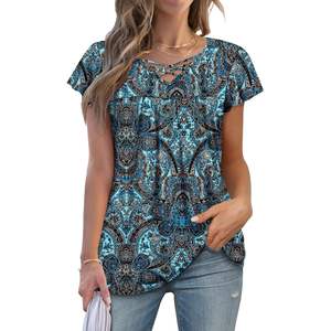 2025 femmes grande taille XL & 3XL bleu motif à manches courtes tunique haut col en v blouse décontractée avec décoration en dentelle - Product Image 2