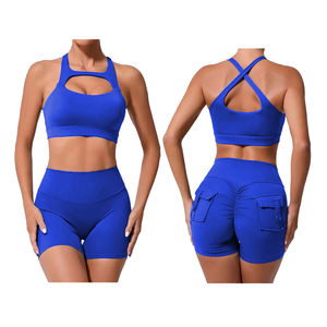 Conjunto Deportivo de Yoga de 2 Piezas para Mujer: Top Halter Sin Espalda y Shorts de Cintura Alta de Secado Rápido en Spandex/Nylon para Gimnasio y Fitness - Product Image 5