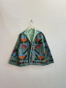 Veste en velours Suzani brodée à la main, couleurs assorties, pour femme, cadeau pour elle - Product Image 3