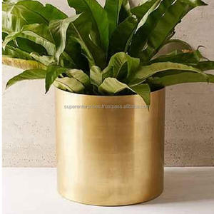 ที่ปลูกต้นไม้ทองเหลืองแบบตั้งยาวหรูหราสำหรับต้นไม้ในร่มทันสมัยรูปทรงกำหนดขนาดและโลโก้ได้เองสำหรับตกแต่งบ้านระเบียงอย่างมีสไตล์ - Product Image 5